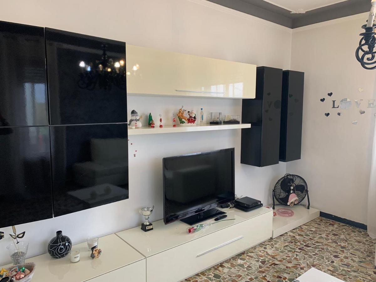 La Casa Di Vale Apartman Marina di Massa Kültér fotó