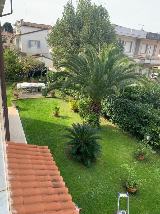 La Casa Di Vale Apartman Marina di Massa Kültér fotó